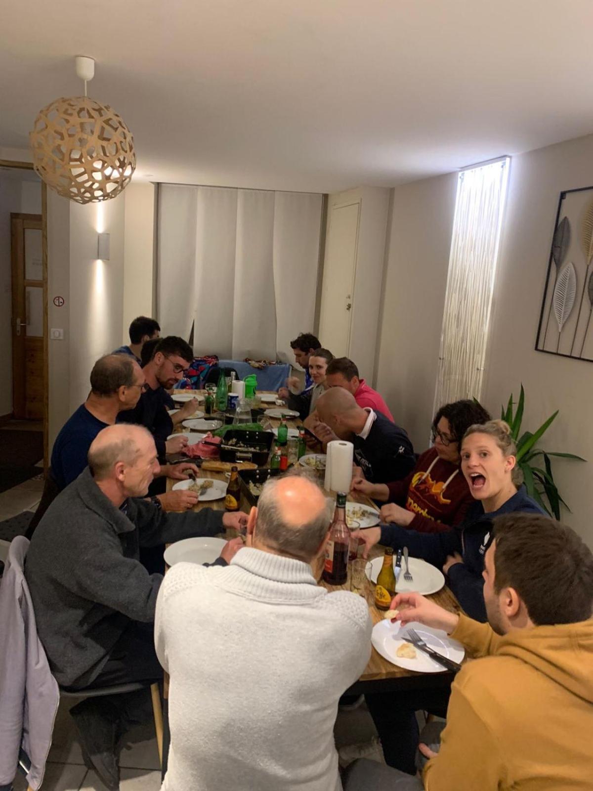 Gite La Decouverte Petit Dejeuner Offert Le Puy-en-Velay Bagian luar foto